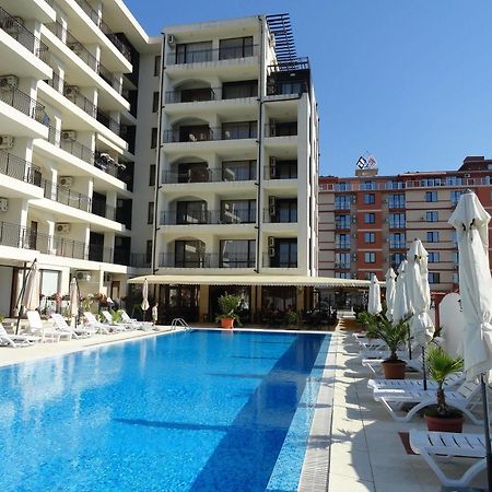 Cantilena Complex Pantai Sunny Luaran gambar