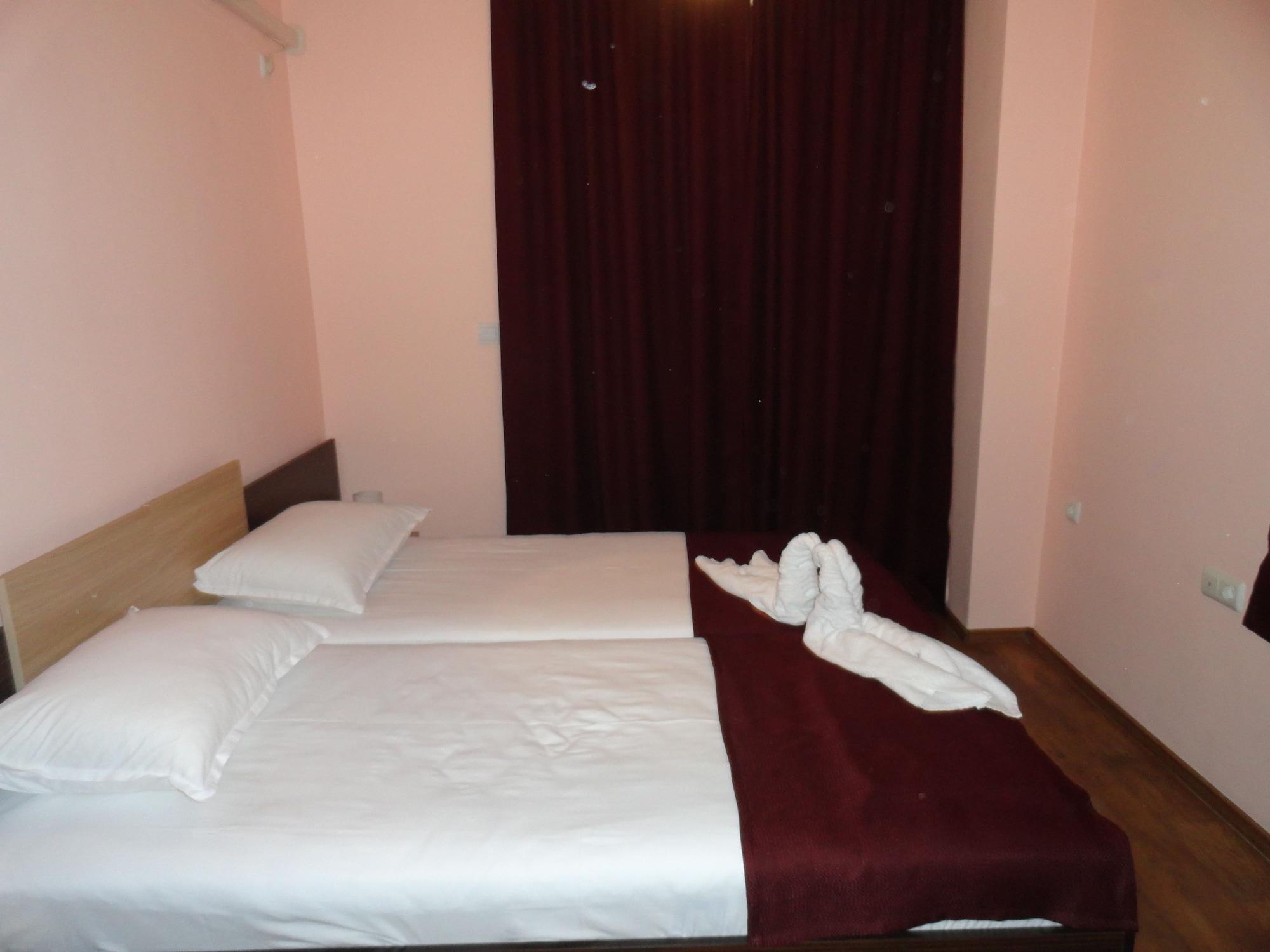 Cantilena Complex Pantai Sunny Luaran gambar
