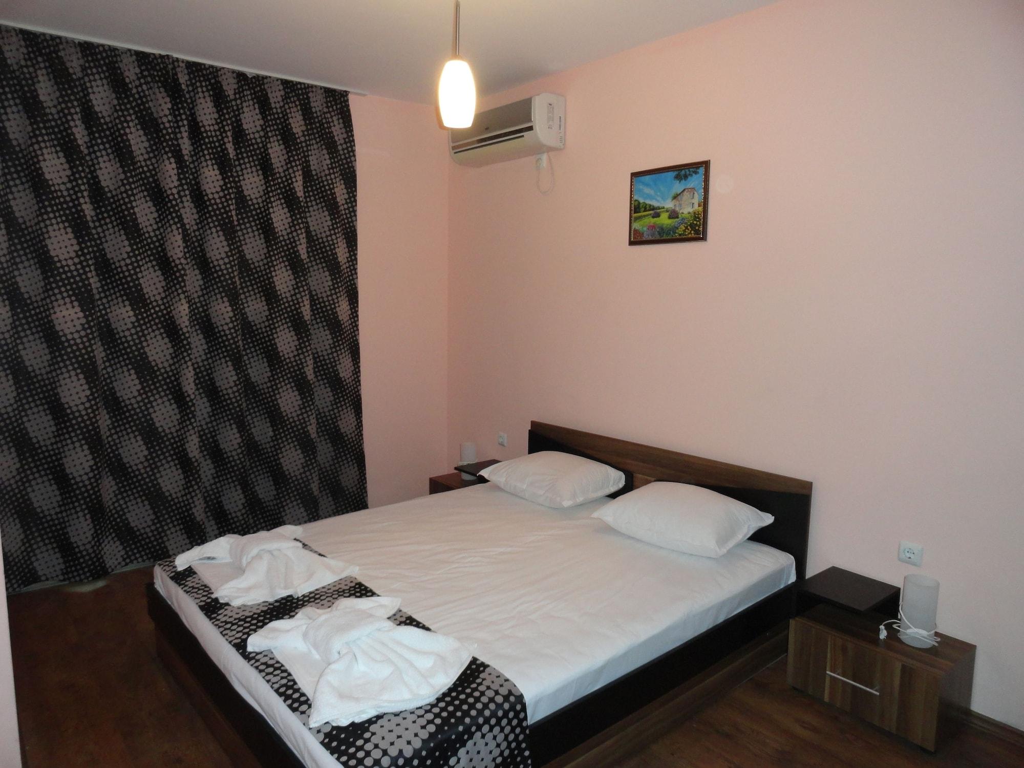 Cantilena Complex Pantai Sunny Luaran gambar