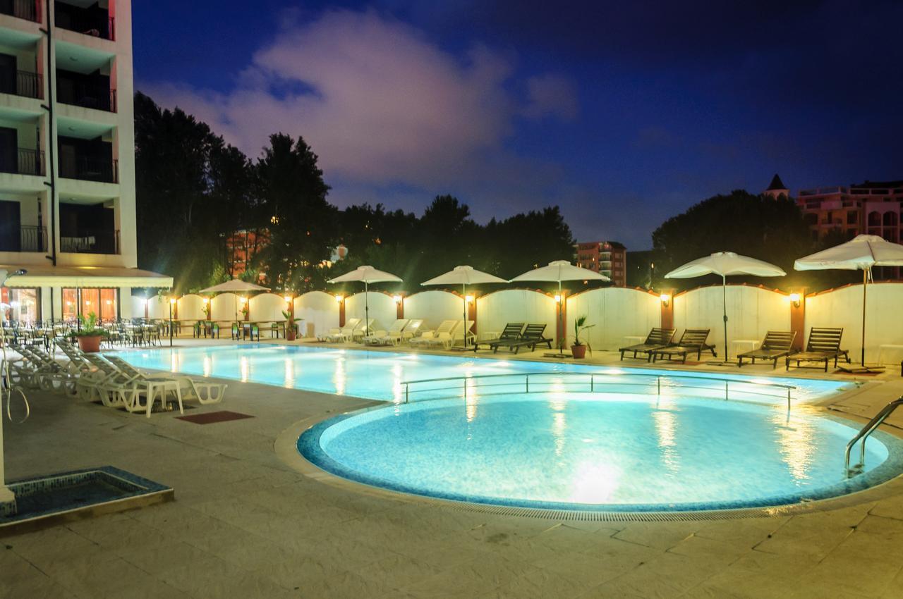 Cantilena Complex Pantai Sunny Luaran gambar
